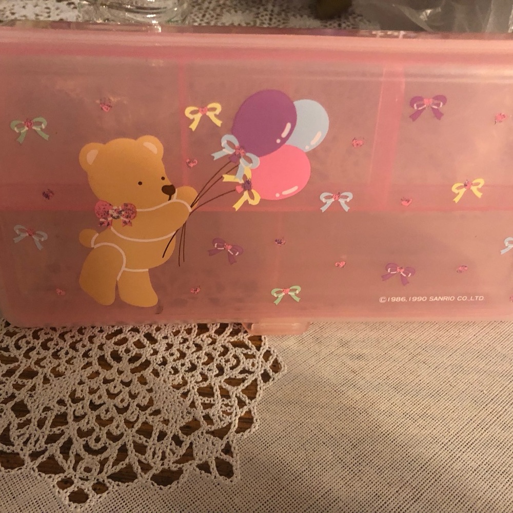 Sanrio Tweedle Dee Dee Teddy Bear  Plastic Pencil Trinket Box Vintage 1990